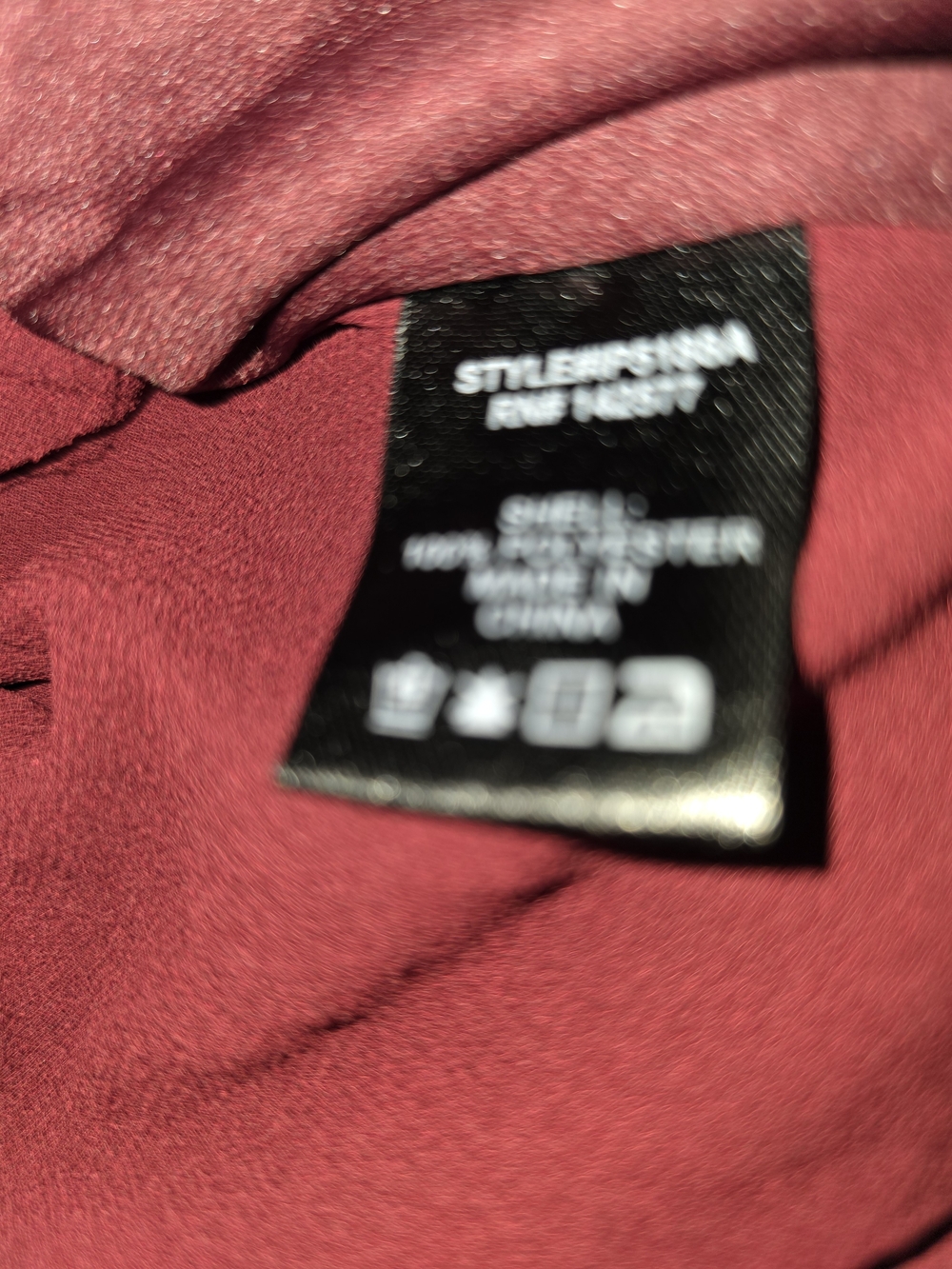 iris Strapless Maxi Dress in Burgundy - Picture 5 of 5